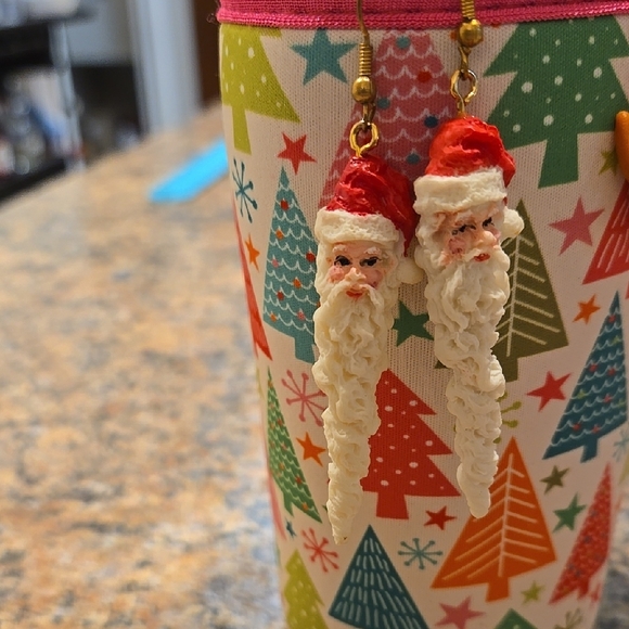 Festive Christmas Earrings 4 Different Pairs. - Picture 5 of 6